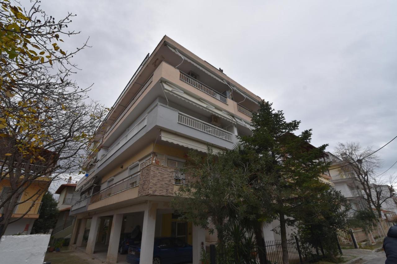 Emi'S Beach Apartment Nea Kallikrateia Exterior foto